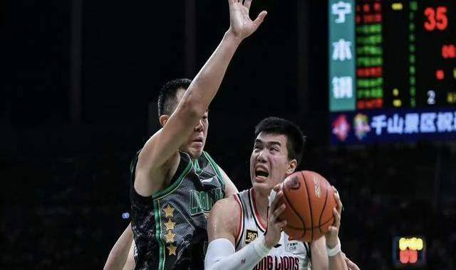 广东vs辽宁19轮，CBA南北双雄的宿命对决，谁能在常规赛里抢占先机？