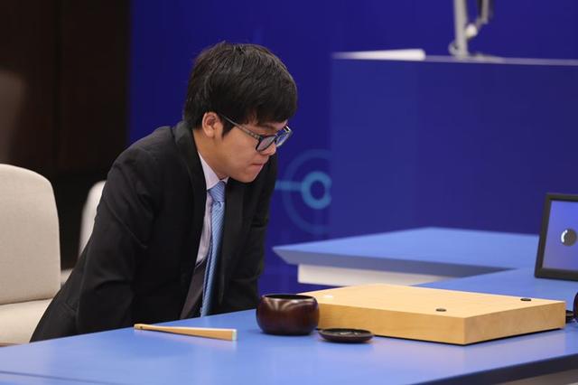 AlphaGo vs 柯洁，那一场让全世界屏住呼吸的人机对决